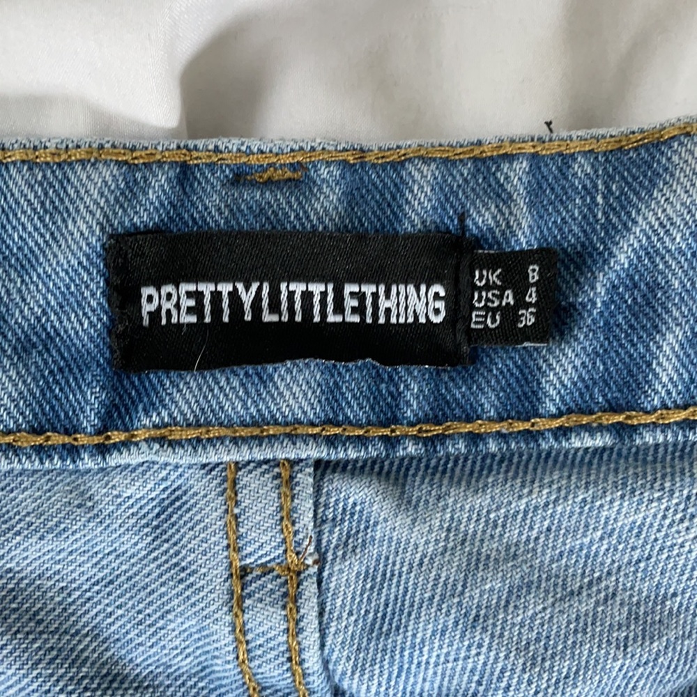 Pretty Little Thing Straight Leg Jeans, Foldover - Picture 5 of 5